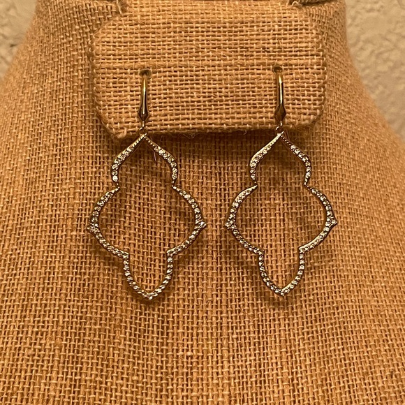 Gold Stella & Dot Quatrefoil Earrings - Picture 2 of 6